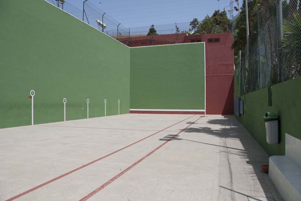 Cancha de Frontenis